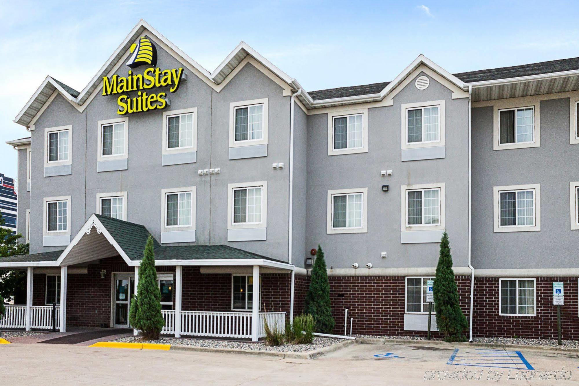 Mainstay Suites Fargo - I-94 Medical Center Exteriör bild
